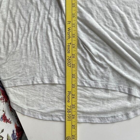 Zoe + Liv Nasa Graphic White Tee‎ Shirt - Small - Picture 8 of 10